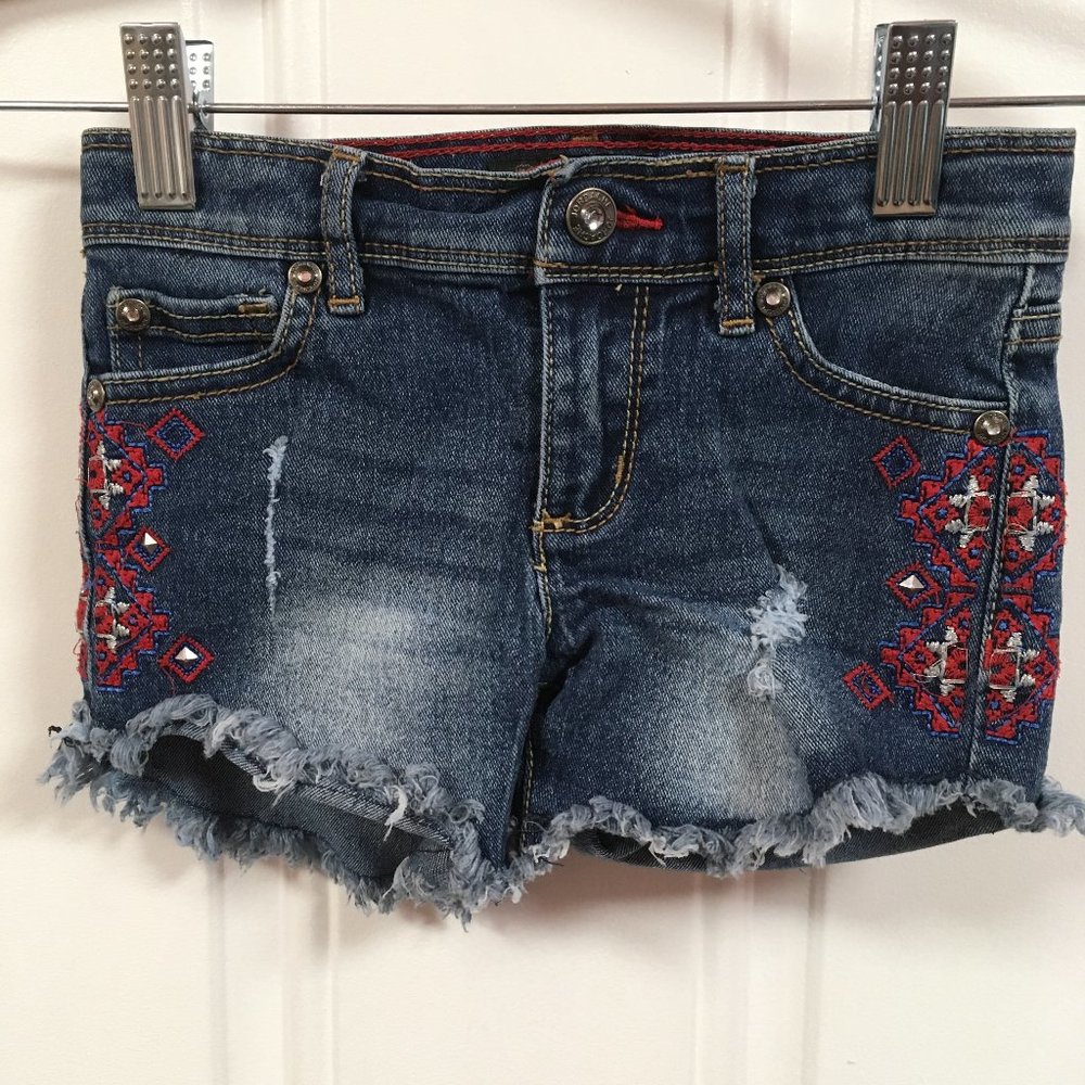 Jordache Raw Hem Denim shorts, Embroidered Distressed - size 6